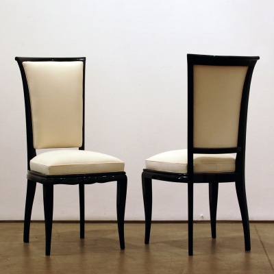 A Set of 6 Side Chairs 